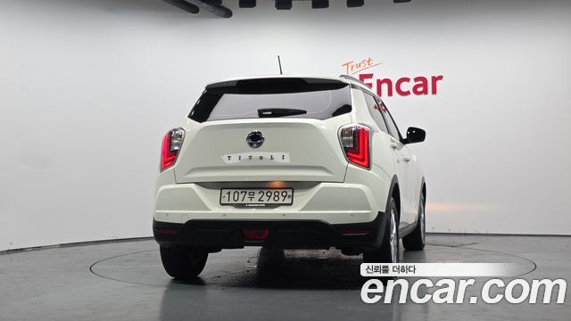 SsangYong Tivoli Diesel 1.6 2WD V3 - фото 3