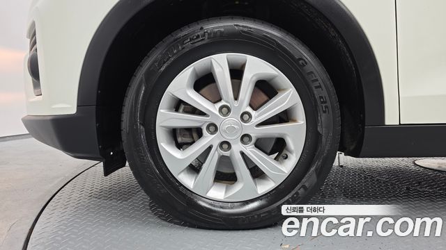 SsangYong Tivoli Diesel 1.6 2WD V3 - фото 4