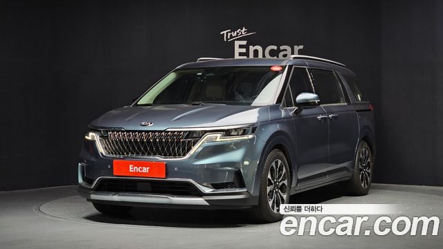 Kia Carnival 4-го поколения 7-Seater Noblesse - фото 0