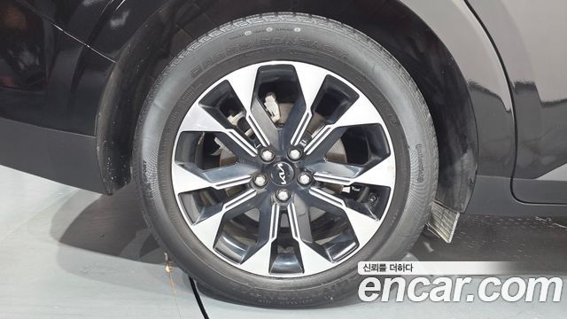 Kia Carnival 4-го поколения 9-Seater Signature - фото 4