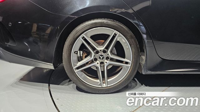 Mercedes-Benz CLS-Class C257 CLS300d AMG Line - фото 3