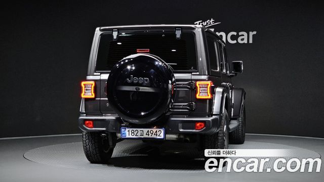 Jeep Wrangler JL 2.0 Overland 4Door - фото 3