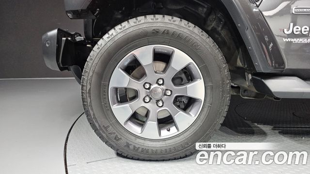 Jeep Wrangler JL 2.0 Overland 4Door - фото 4