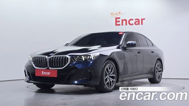 BMW 5-Series G60 523d M Sport - фото 0
