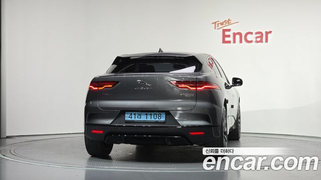 Jaguar I-PACE EV400 HSE - фото 3