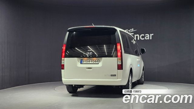 Hyundai Staria Cargo 3-Seater Modern - фото 3