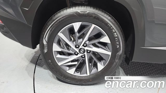 Hyundai Tucson NX4 Gasoline 1.6 Turbo 2WD Premium - фото 3