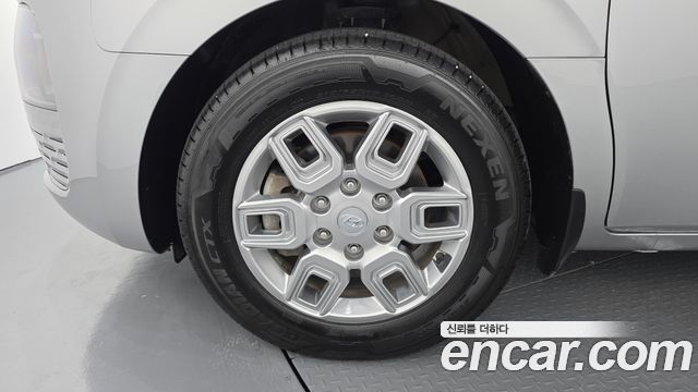 Hyundai Staria 4WD Tourer 9-Seater Modern - фото 4