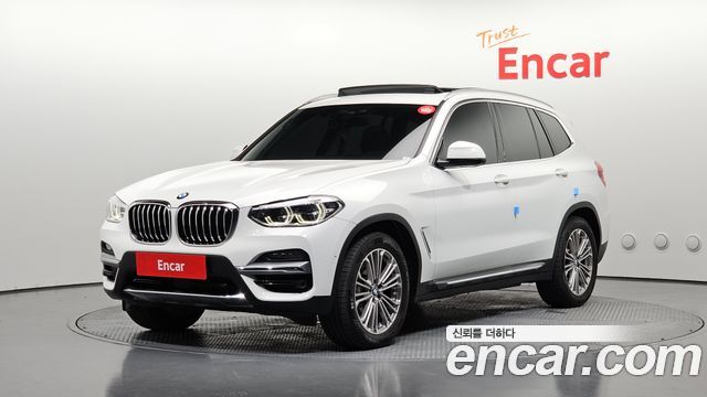 BMW X3 G01 xDrive 20i Luxury - фото 0