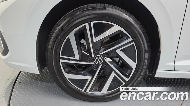 Volkswagen Jetta 7-го поколения 1.5 TSI Prestige - фото 4