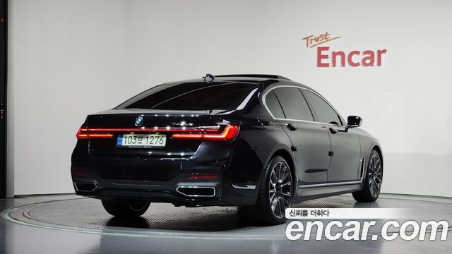 BMW 7-Series G11 745Le iPerformance M Sport - фото 0
