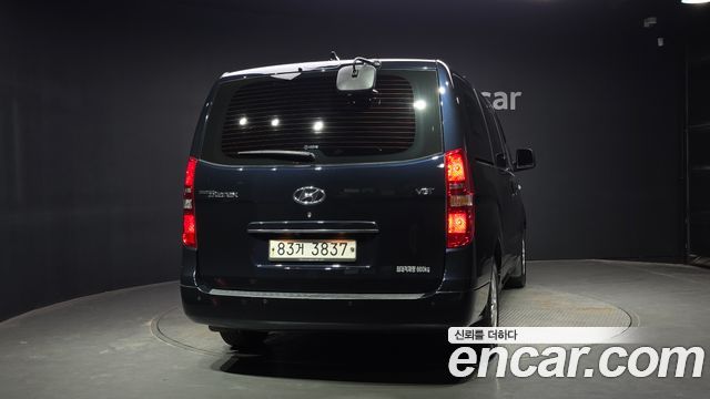Hyundai Starex Новый Van 5-Seater Modern - фото 3