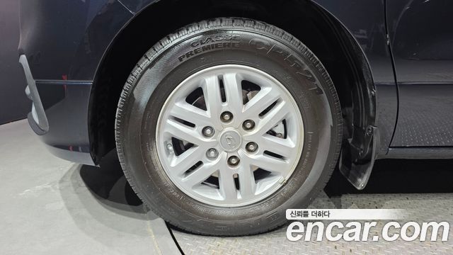 Hyundai Starex Новый Van 5-Seater Modern - фото 4