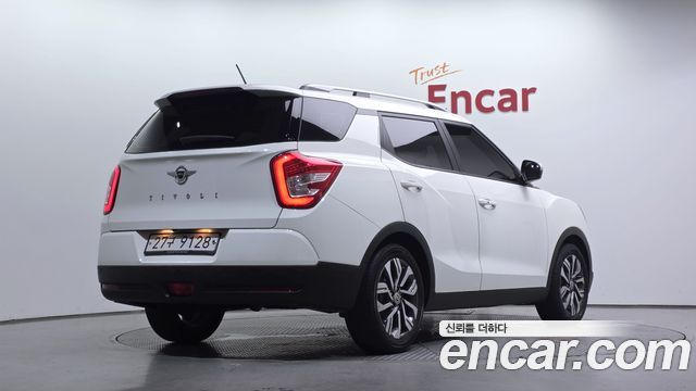 SsangYong Tivoli 1.6 IX 2WD - фото 1