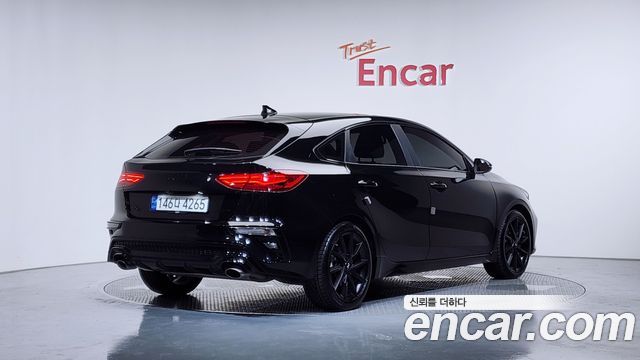 Kia K3 Новый 2-го поколения 1.6 Turbo GT 5Door Signature - фото 1