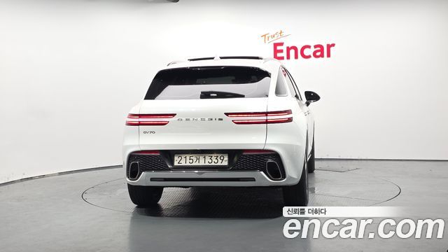 Genesis GV70 2.5T Gasoline 2WD - фото 3