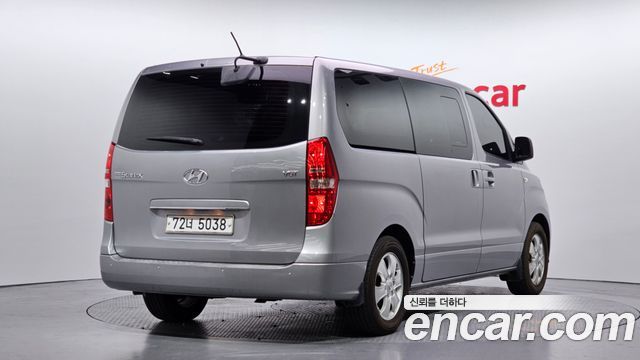 Hyundai Starex Новый Wagon 12-Seater Smart - фото 1
