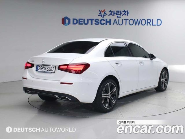 Mercedes-Benz A-Class W177 A220 Sedan - фото 1