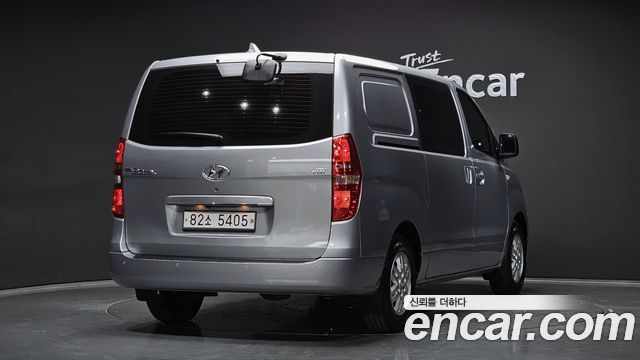 Hyundai Starex Новый Van 5-Seater Smart - фото 1