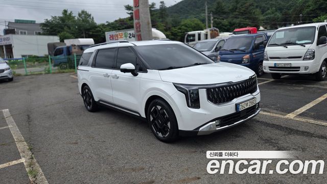Kia Carnival Новый 4-го поколения Gasoline 9-Seater Signature - фото 1