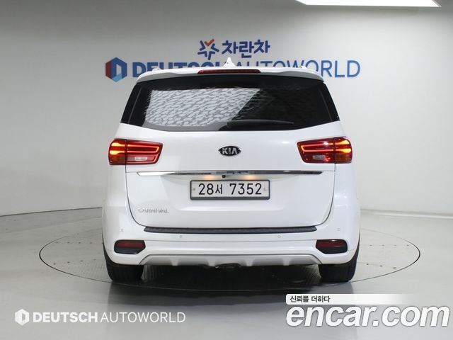 Kia Carnival Новый 9-Seater Noblesse Special - фото 3