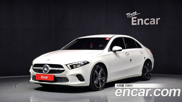 Mercedes-Benz A-Class W177 A250 4MATIC Sedan - фото 0