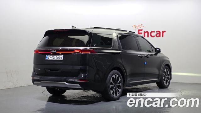 Kia Carnival 4-го поколения 9-Seater Signature - фото 1