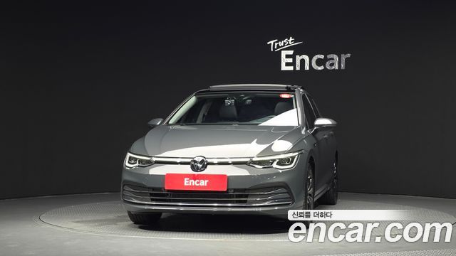 Volkswagen Golf 8-го поколения 2.0 TDI Prestige - фото 2