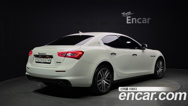 Maserati Ghibli 3.0 3rd - фото 0