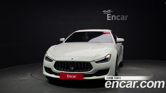 Maserati Ghibli 3.0 3rd - фото 1
