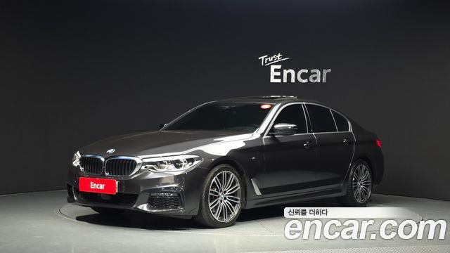 BMW 5-Series G30 530i M Sport Package Plus - фото 0