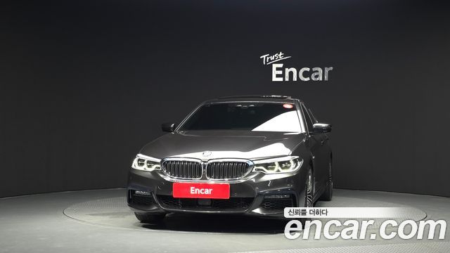 BMW 5-Series G30 530i M Sport Package Plus - фото 2