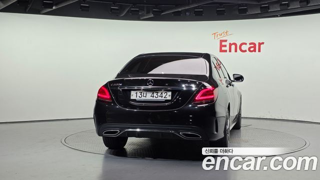 Mercedes-Benz C-Class W205 C220 d 4MATIC AMG Line - фото 3