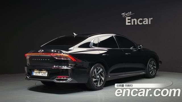 Hyundai Grandeur Новый IG, гибрид Exclusive - фото 1