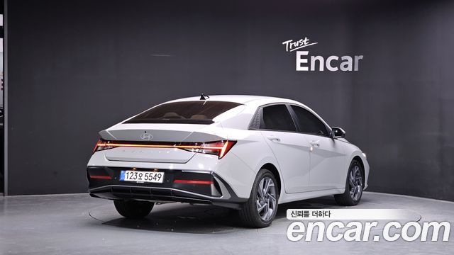 Hyundai Avante Новый CN7 1.6 Inspiration - фото 1
