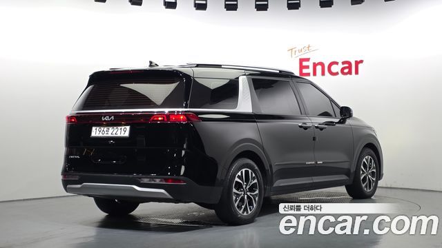 Kia Carnival 4-го поколения 9-Seater Prestige - фото 1
