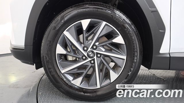 Hyundai Tucson NX4 Gasoline 1.6 Turbo 4WD Premium - фото 4