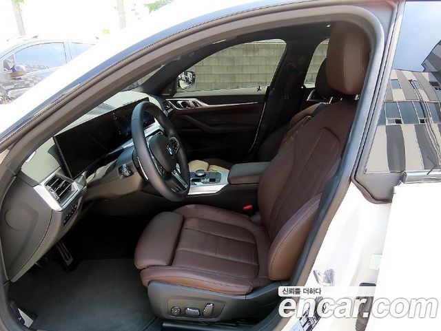 BMW 4-Series G22 420i M Sport Performance Gran Coupe - фото 4