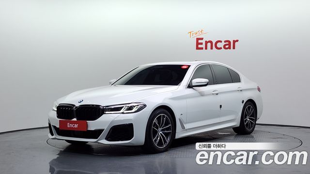 BMW 5-Series G30 523d M Sport - фото 0