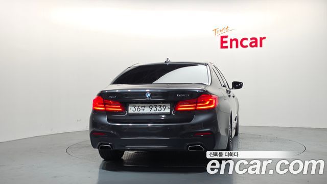 BMW 5-Series G30 530i xDrive M Sport Package Plus - фото 3