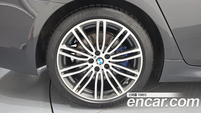 BMW 5-Series G30 530i xDrive M Sport Package Plus - фото 4