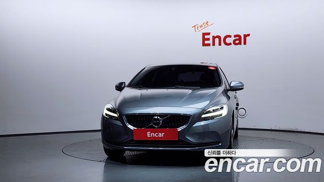 Volvo V40 D3 2nd - фото 2