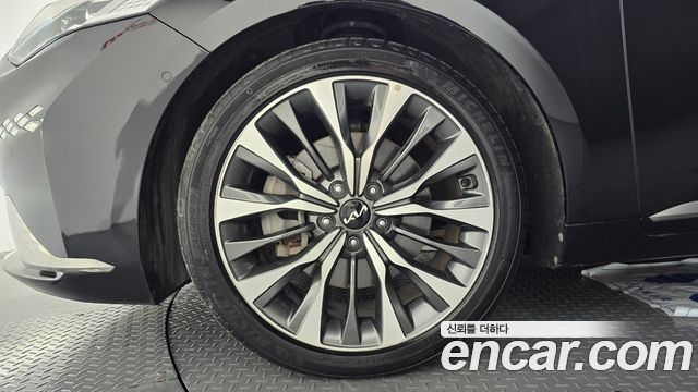 Kia K8 2.5 Gasoline 2WD Signature - фото 4