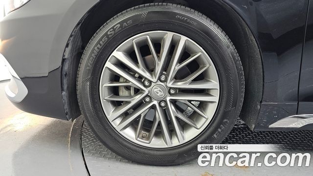 Hyundai Grandeur IG 3.0 LPi Modern (Rental Car) - фото 4