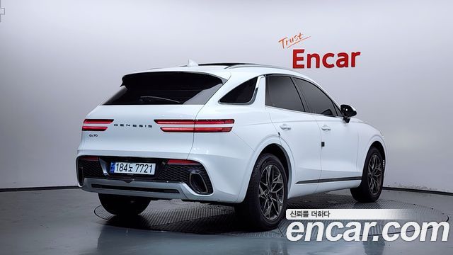 Genesis GV70 2.5T Gasoline 2WD - фото 1