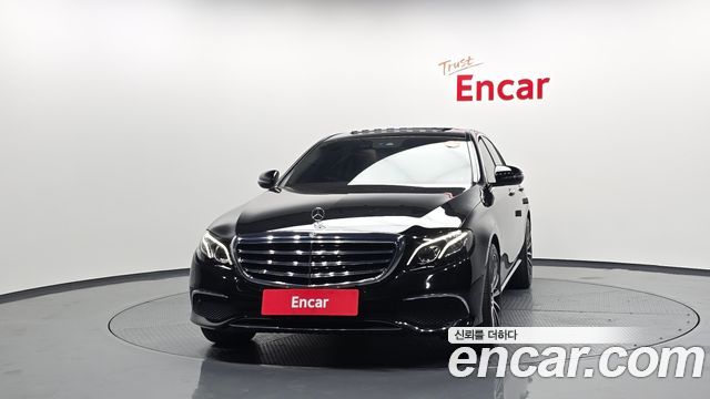Mercedes-Benz E-Class W213 E220d Exclusive - фото 2