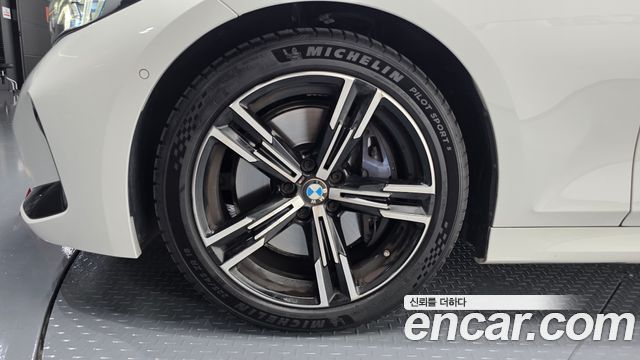 BMW 3-Series G20 320i M Sport - фото 3