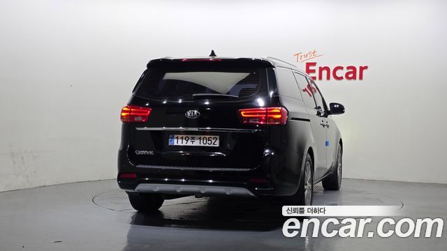 Kia Carnival Новый 9-Seater Prstige - фото 3