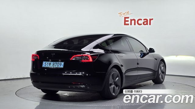 Tesla Model 3 RWD - фото 1