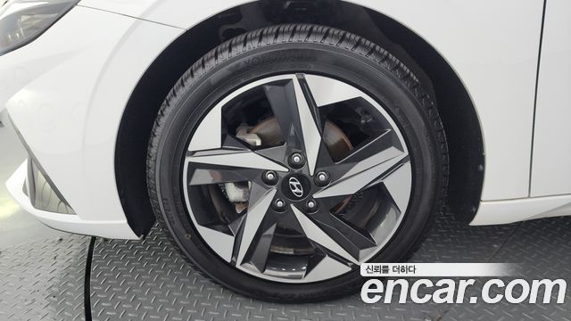 Hyundai Avante CN7 1.6 Inspiration - фото 4
